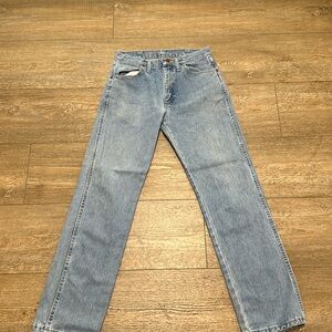 Women light blue jeans